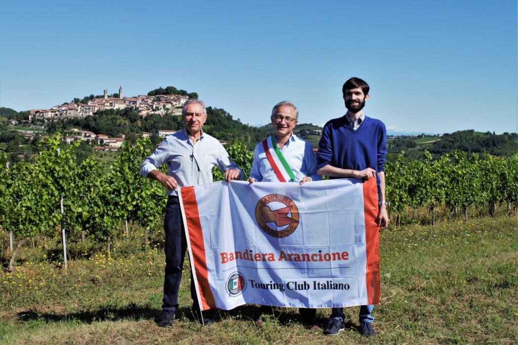 Rosignano Monferrato Badiera arancione Touring Club