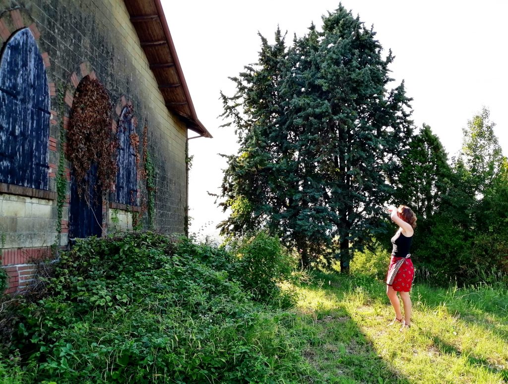 L'ingresso della casa di Aldo e Matilde il 9 agosto 2022