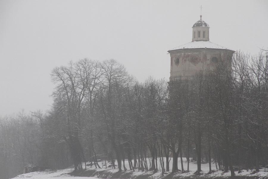 vista invernale del santuario