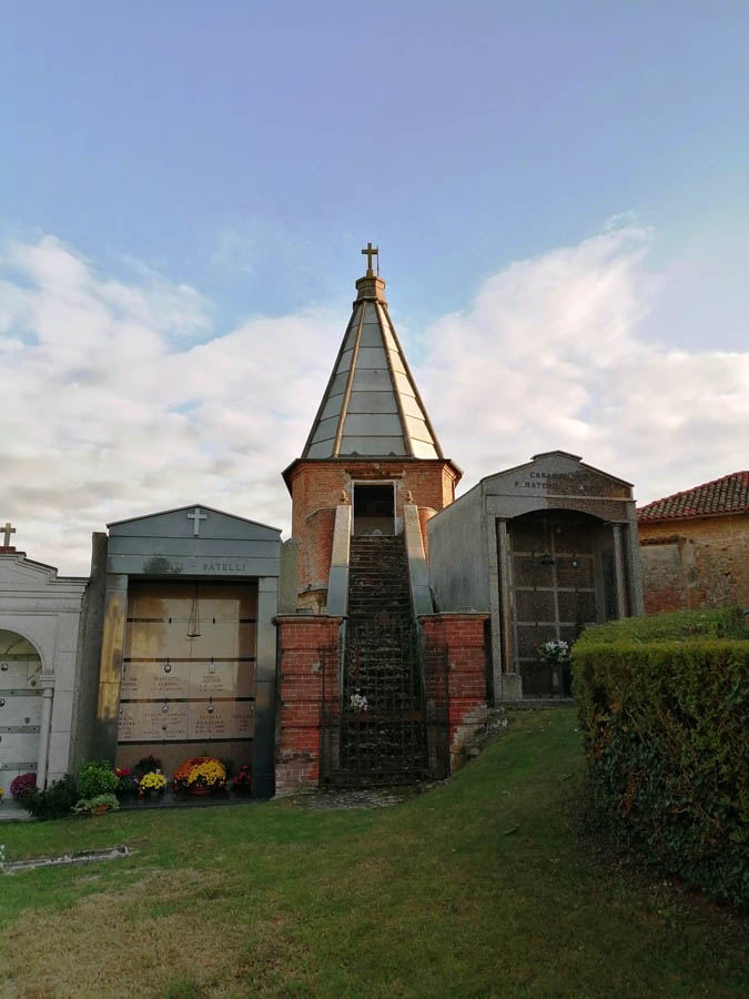 Cimitero di Guazzolo