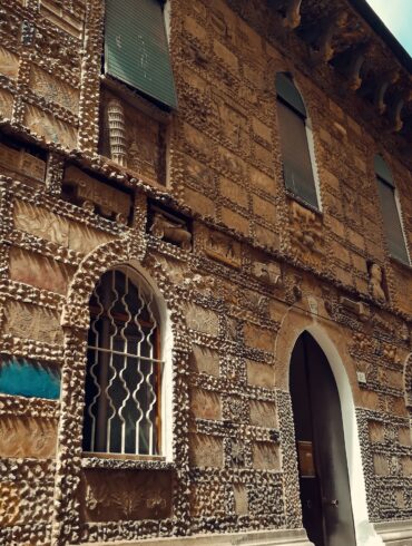 La casa del Serpentello a Vignale Monferrato