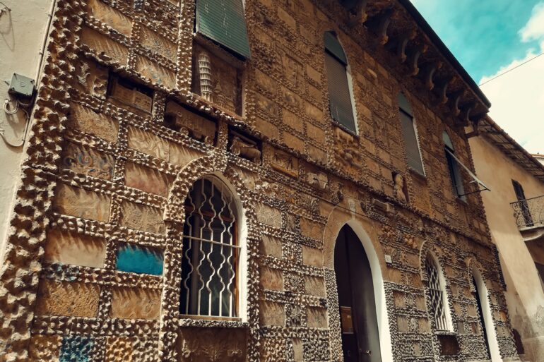 La casa del Serpentello a Vignale Monferrato